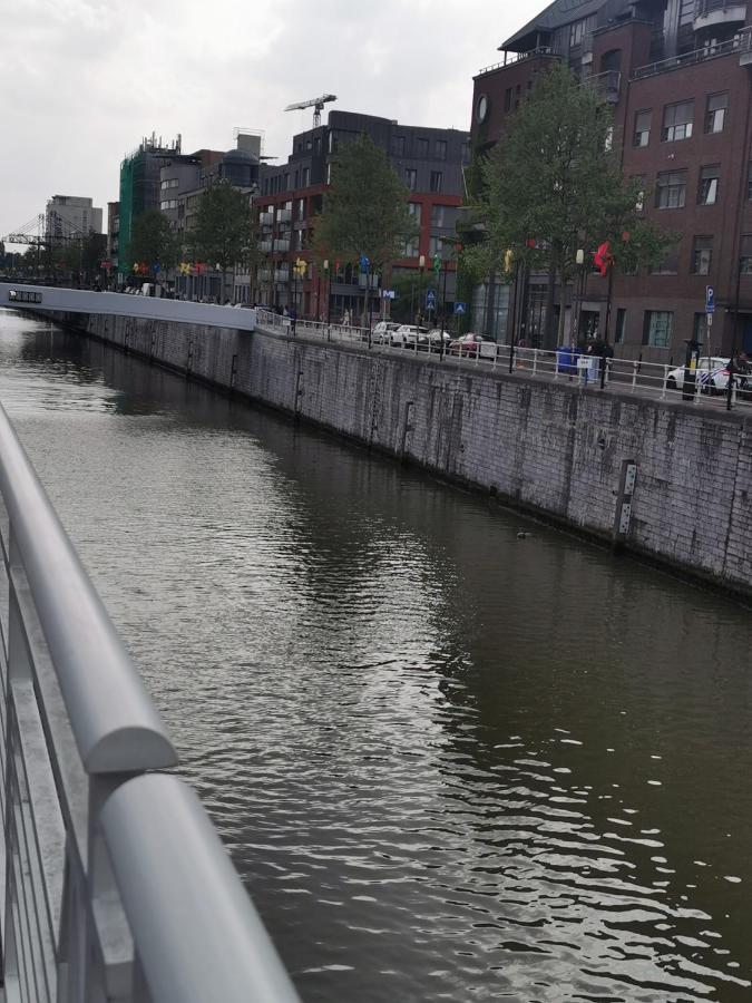 Exclusive Two-Level Apartment With Private Terrace On The Canal Brüksel Dış mekan fotoğraf