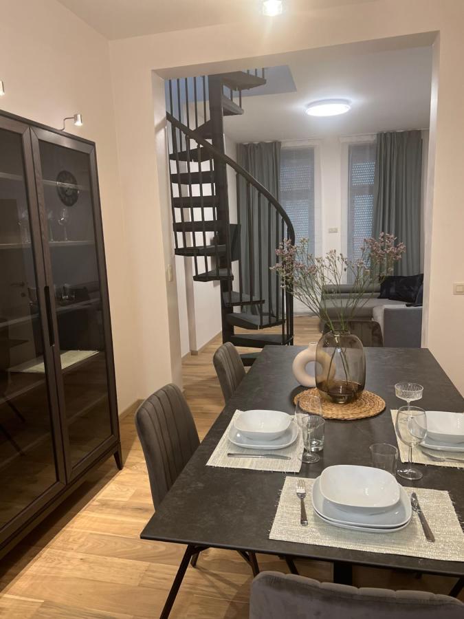 Exclusive Two-Level Apartment With Private Terrace On The Canal Brüksel Dış mekan fotoğraf