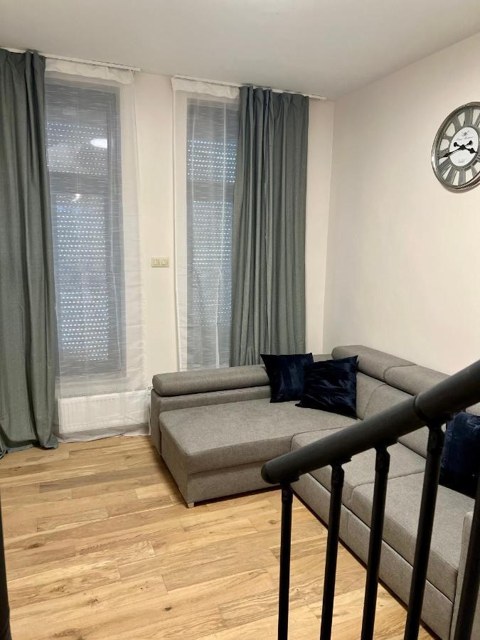 Exclusive Two-Level Apartment With Private Terrace On The Canal Brüksel Dış mekan fotoğraf